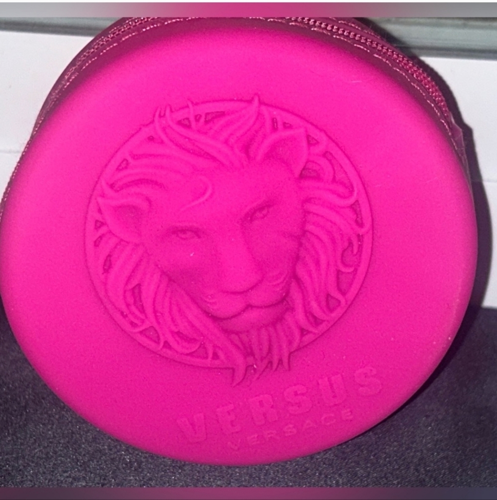 Versace Versus Watch - Picture 3 of 9